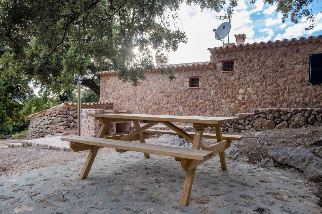 Agroturismo Son Alzines Lluc Exteriör bild